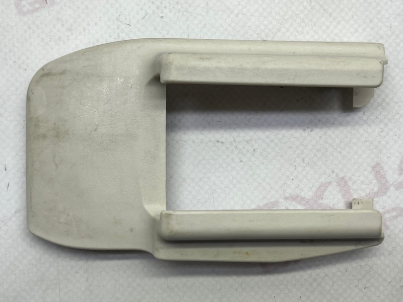 Накладка сиденья Lexus LS460 USF40 1URFE 2011 перед. лев. (б/у)