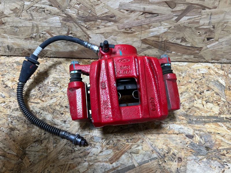 Суппорт Omoda C5 SQRF4J16 2023 перед. прав. (б/у)