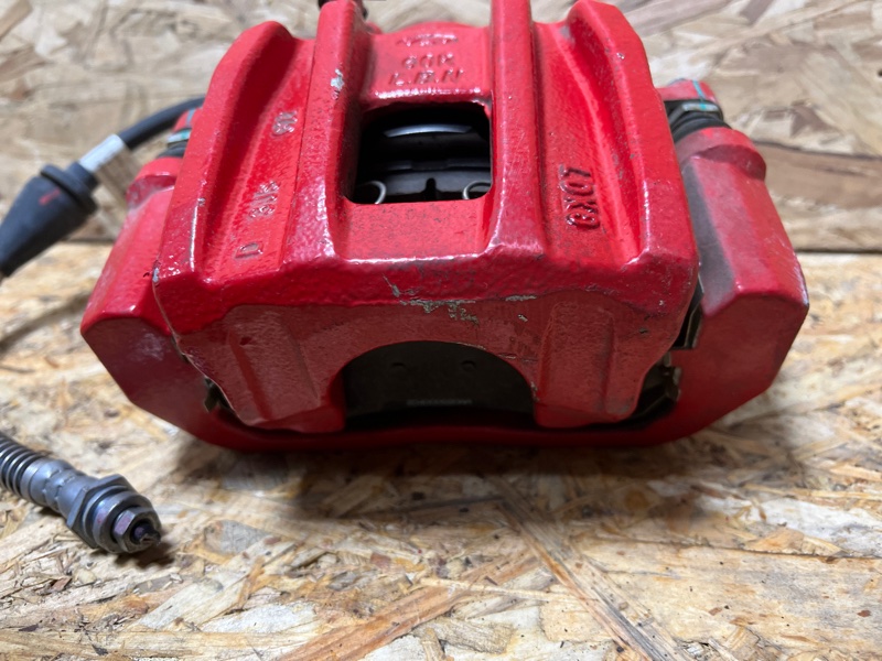 Суппорт Omoda C5 SQRF4J16 2023 перед. прав. (б/у)