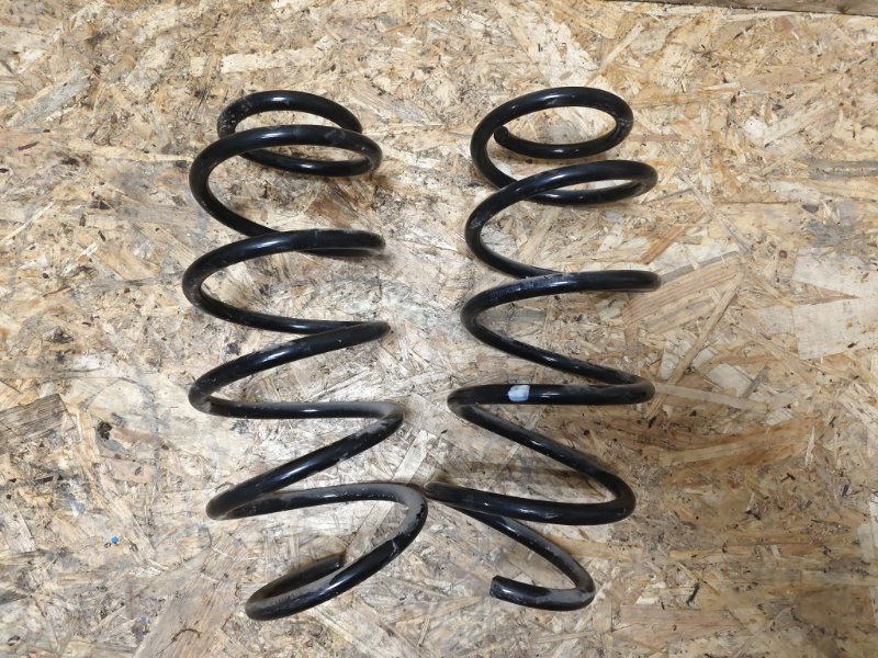 Пружина передняя Omoda C5 SQRF4J16 2023 (б/у) Пружина передняя Omoda C5 SQRF4J16 2023 (б/у)