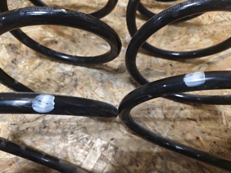 Пружина передняя Omoda C5 SQRF4J16 2023 (б/у) Пружина передняя Omoda C5 SQRF4J16 2023 (б/у)