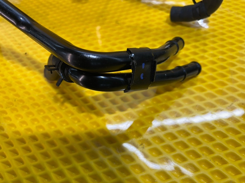 Трубка системы охлаждения Omoda C5 SQRF4J16 2023 (б/у) Трубка системы охлаждения Omoda C5 SQRF4J16 2023 (б/у)