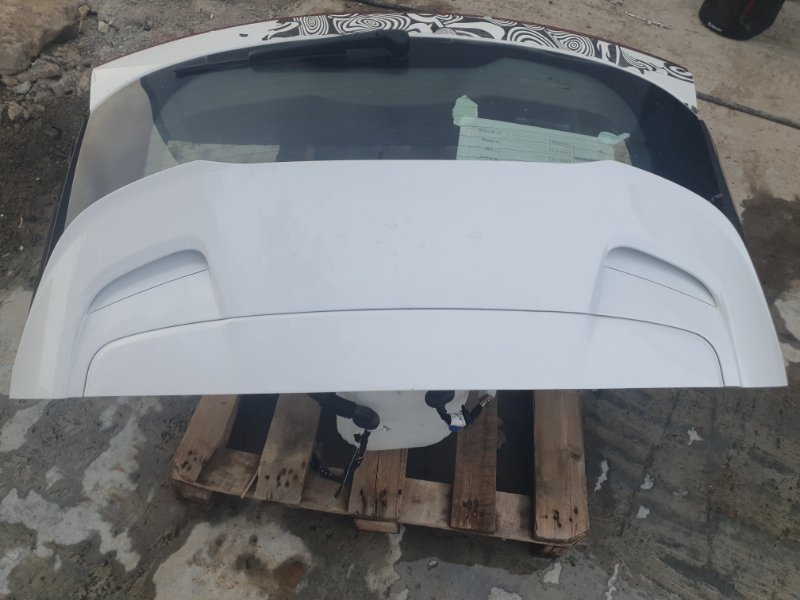 Спойлер крышки багажника Omoda C5 SQRF4J16 2023 (б/у) Спойлер крышки багажника Omoda C5 SQRF4J16 2023 (б/у)