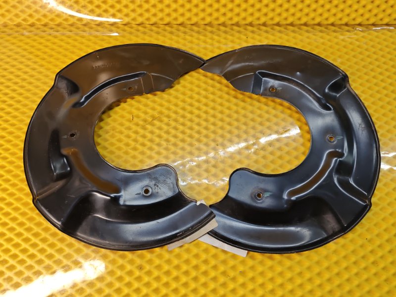 Кожух тормозного диска Omoda C5 SQRF4J16 2023 перед. (б/у)