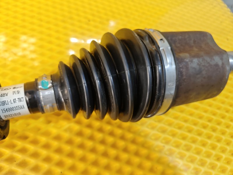 Привод передний Omoda C5 SQRF4J16 2023 лев. (б/у) Привод передний Omoda C5 SQRF4J16 2023 лев. (б/у)