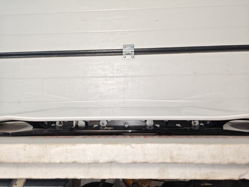 Спойлер крышки багажника Omoda C5 SQRF4J16 2023 (б/у) Спойлер крышки багажника Omoda C5 SQRF4J16 2023 (б/у)